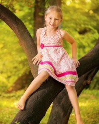 kids in leggings beauty